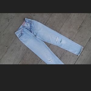 VINTAGE LEVIS 901S..  THE PERFECT PAIR❤️❤️IF ONLY MY ASS WOULD... 🤷‍♀️🤷‍♀️😂😂